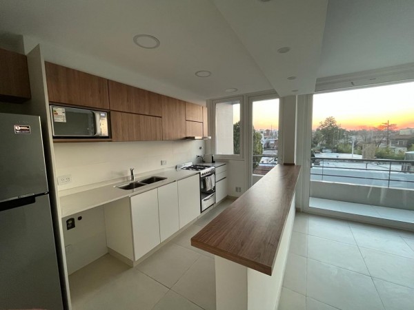 Venta de Departamento 3 AMBIENTES en Castelar Sur