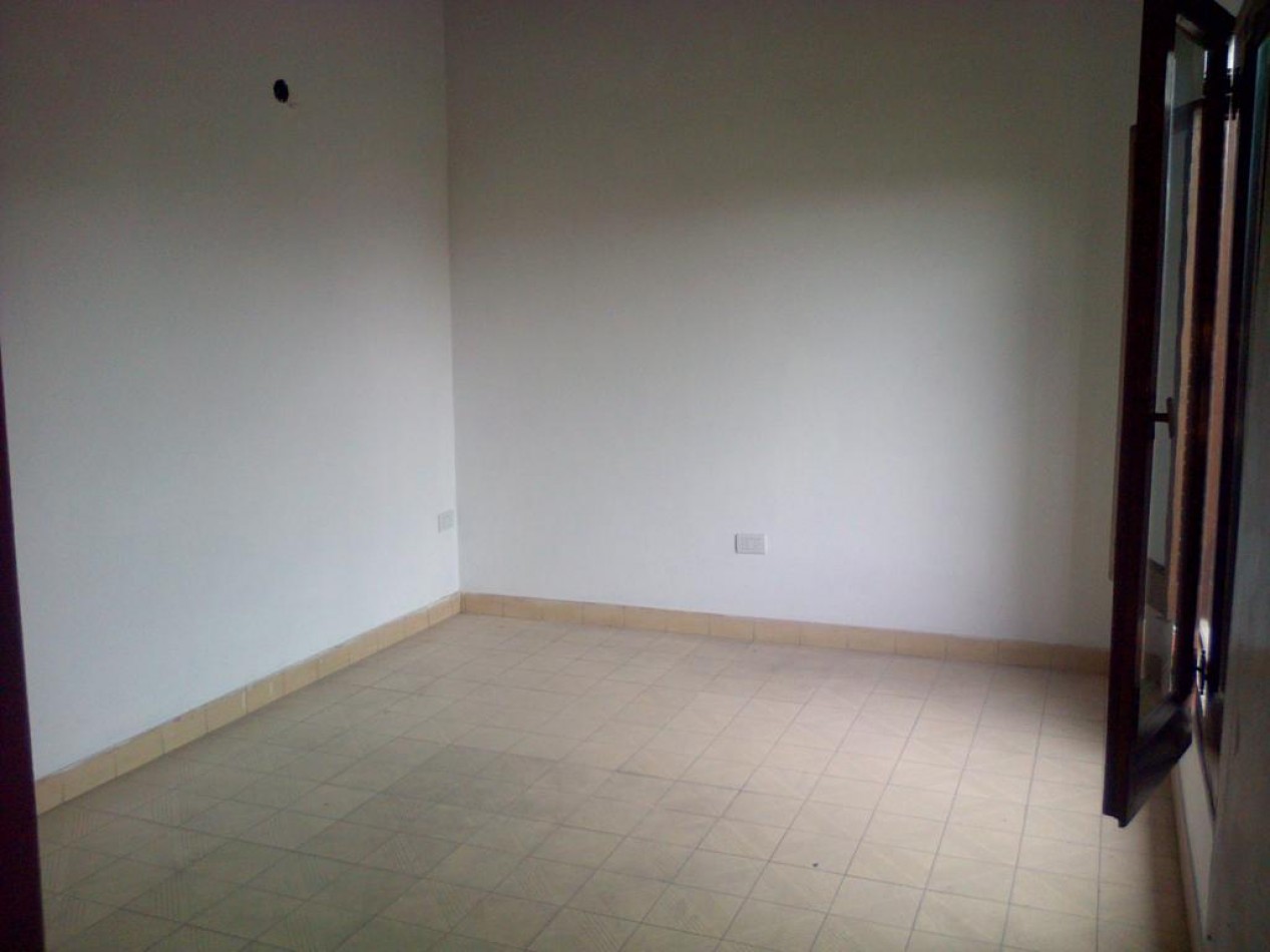 Duplex 4 Ambientes Con Cochera En Castelar Norte