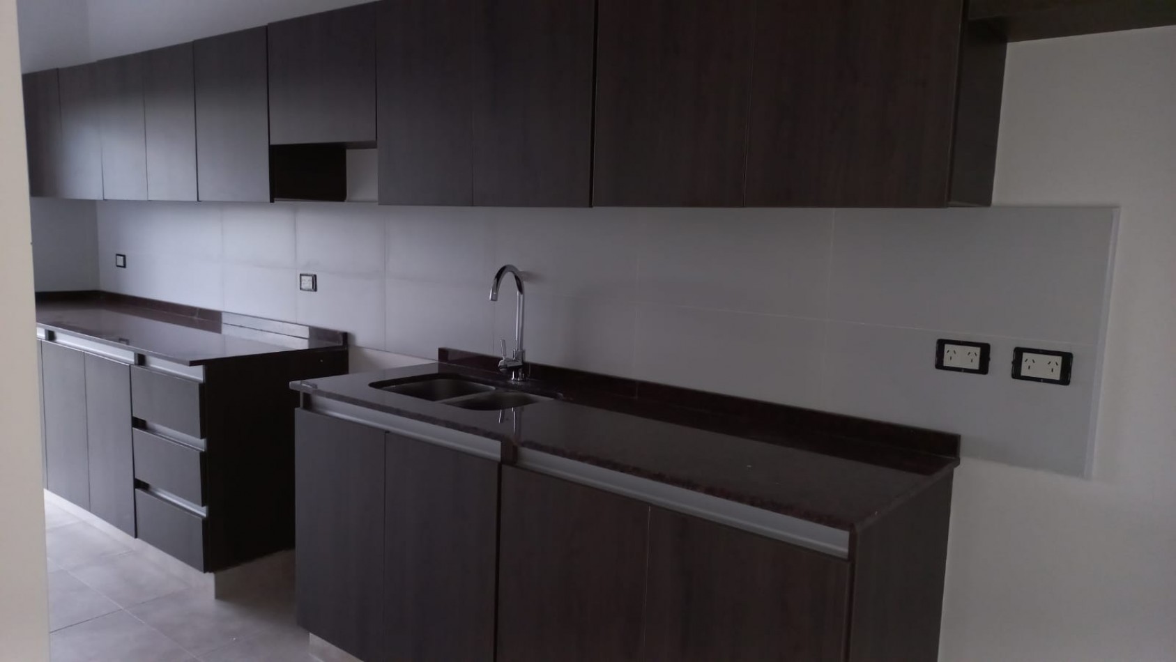 VISAGE - Edificio de Categoria Depto 3 Ambientes estrenar Ituzaingo Sur