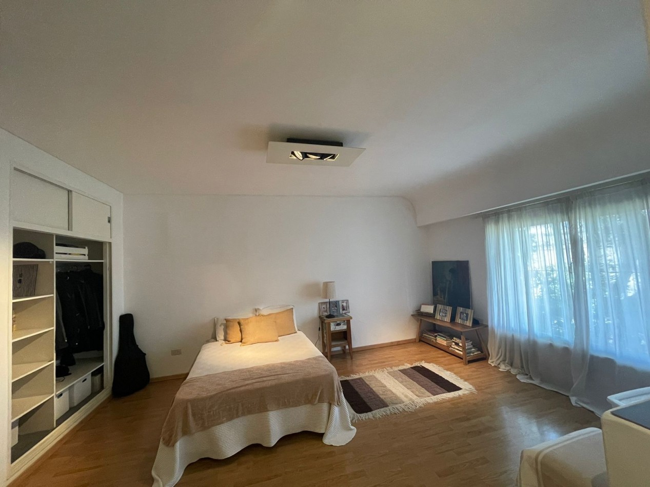 Imponente Chalet 5 Ambientes En Venta En Haedo Apto Credito