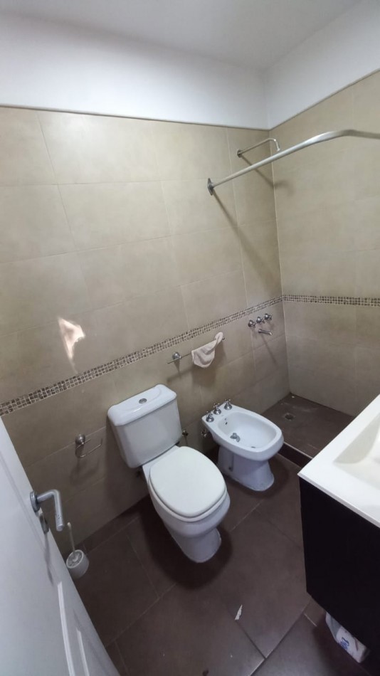 Duplex 4 Ambientes Ituzaingo Norte Cercano Santa Rosa