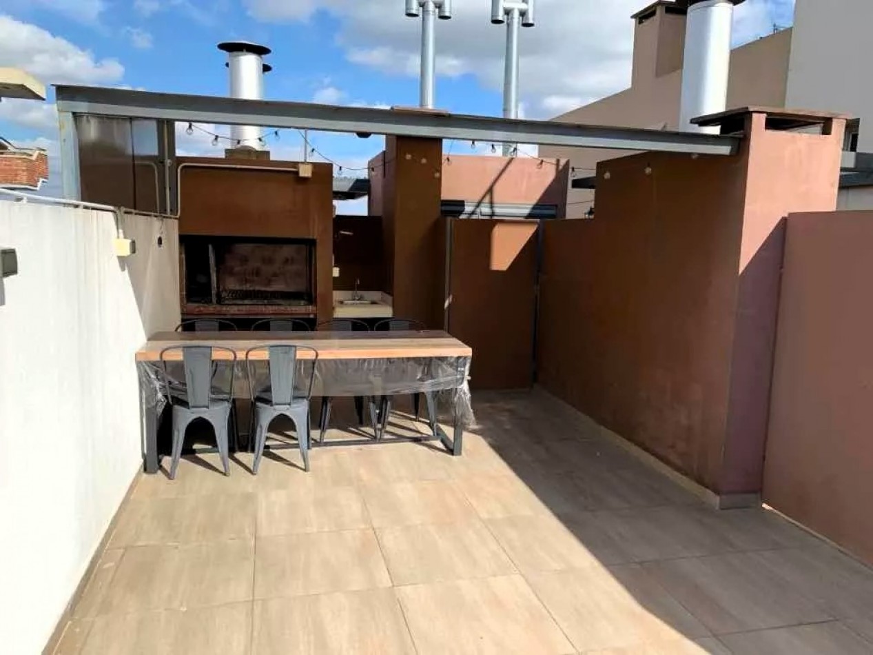 Depto Monoambiente Amplio con Terraza Privada En Castelar Sur
