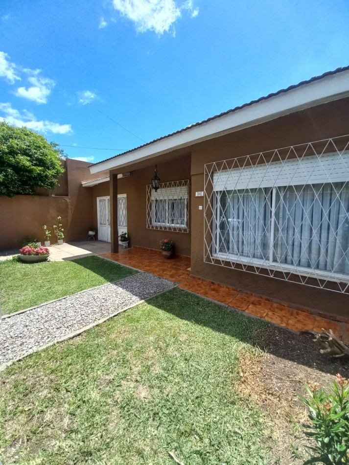 Excelente Oportunidad Casa 3 Ambientes C/Parque En Ituzaingo