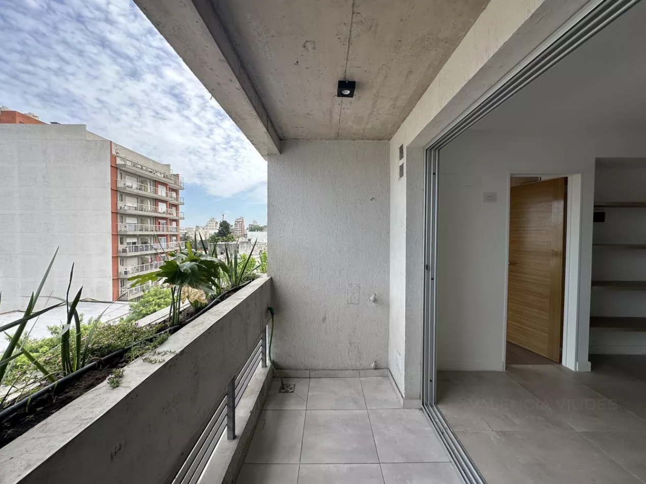 Venta Depto 2 Amb De Categoria Estrenar C/Cochera Boj Pellegrini Moron