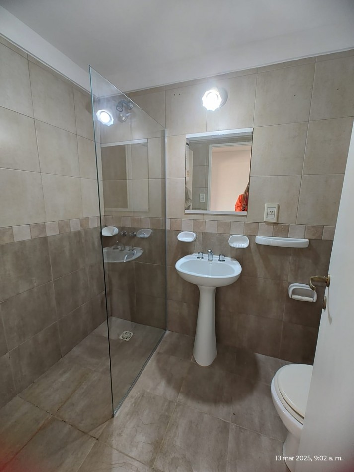 Amplio Monoambiente Divisible Ideal Inversor en Moron Centro