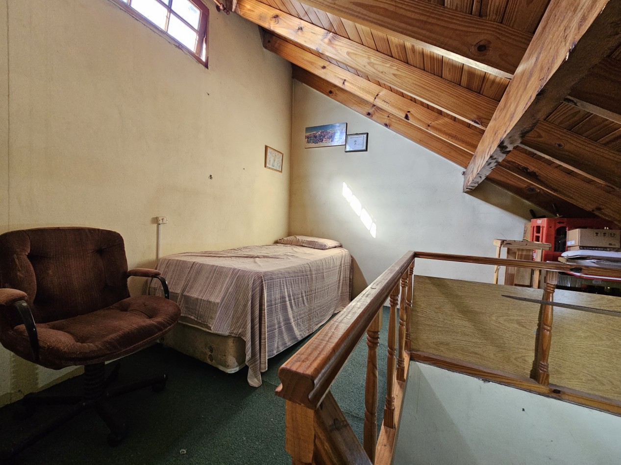 Chalet 4 Amb C/Parque y Piscina En Ituzaingo Norte Apto Credito