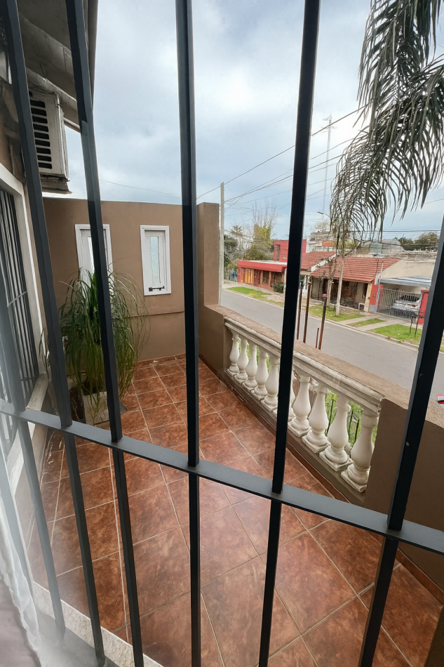 Chalet 5 Ambientes En Ituzaingo Norte Apto Credito