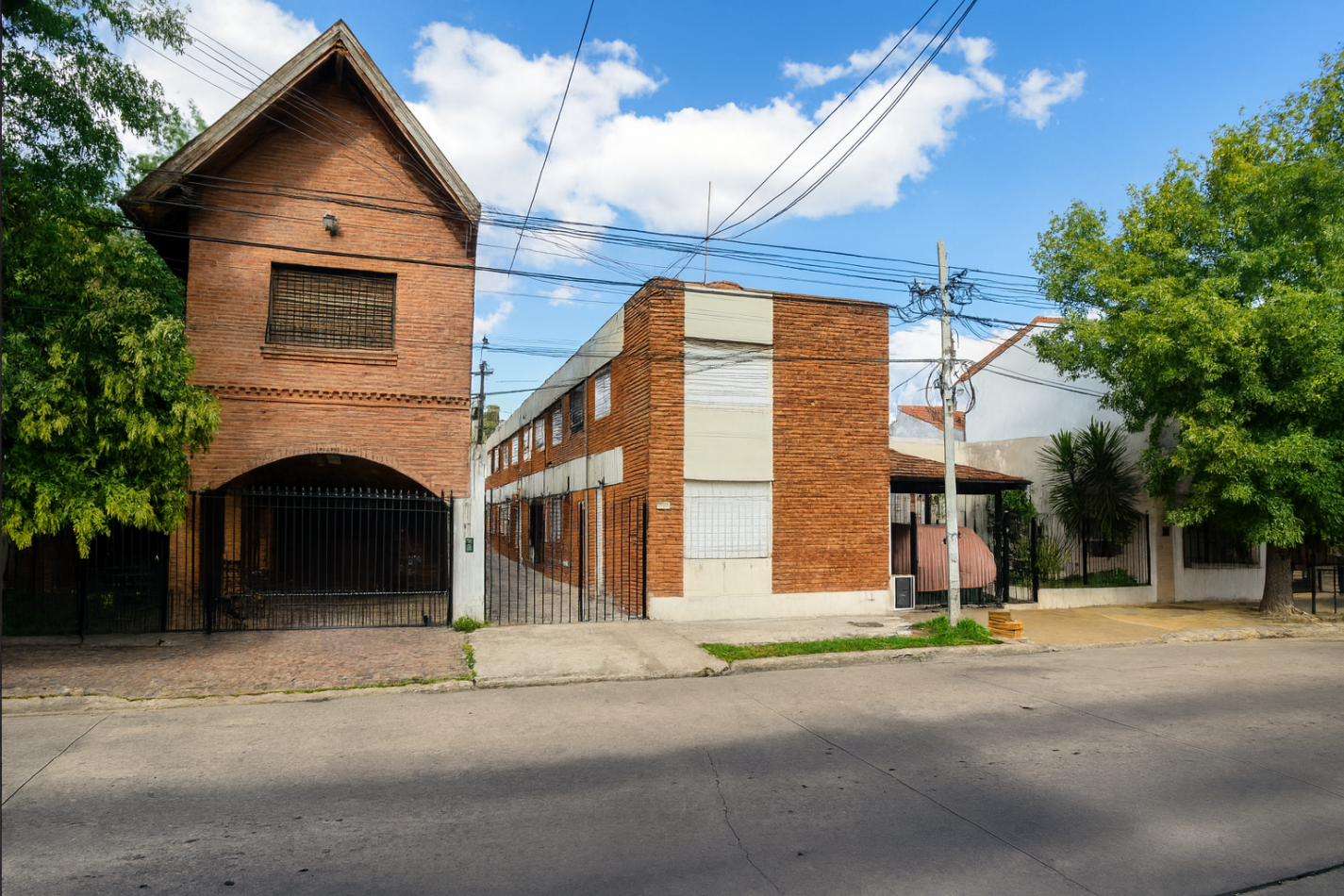 Duplex 3 Amb Al Frente C/Cochera en Castelar Sur Apto Credito
