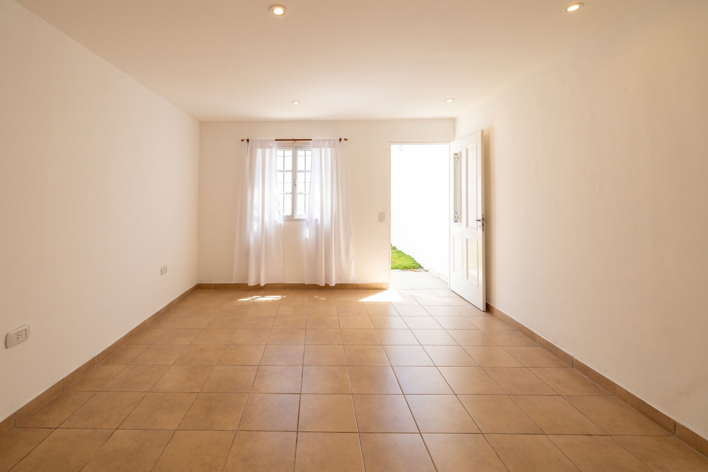 Duplex 3 Amb C/Cochera en Ituzaingo Sur