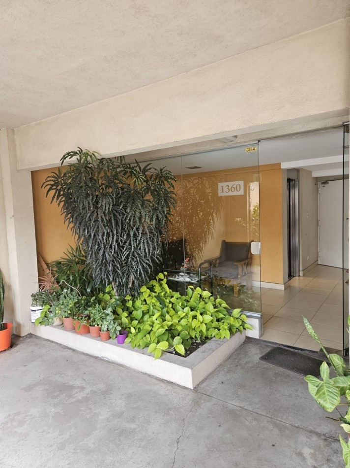 Amplio Monoambiente Divisible Ideal Inversor en Moron Centro