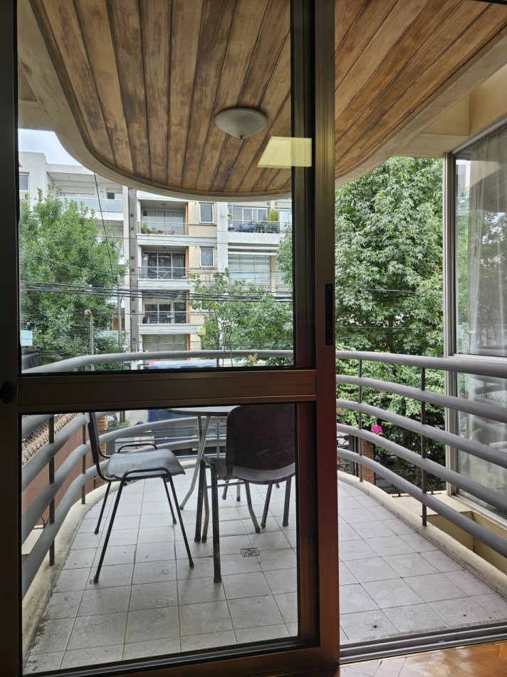 Piso de 5 Ambientes C/Cochera en el Centro de Castelar Norte