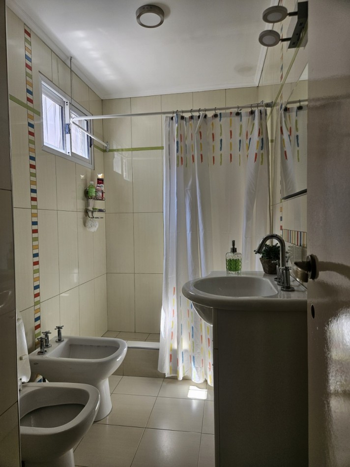 Venta De Chalet 5 Ambientes En Parque Ayerza Castelar Norte