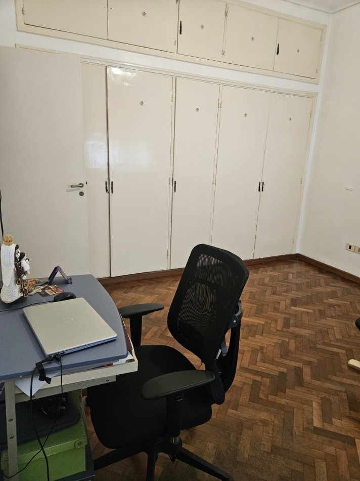 Venta De Chalet 5 Ambientes En Parque Ayerza Castelar Norte