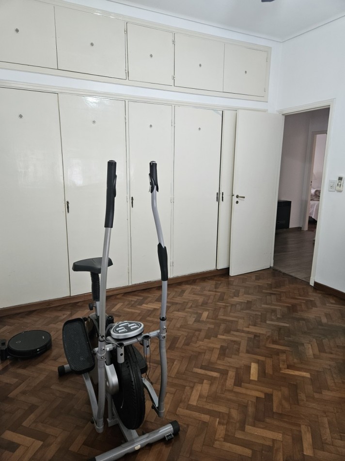 Venta De Chalet 5 Ambientes En Parque Ayerza Castelar Norte