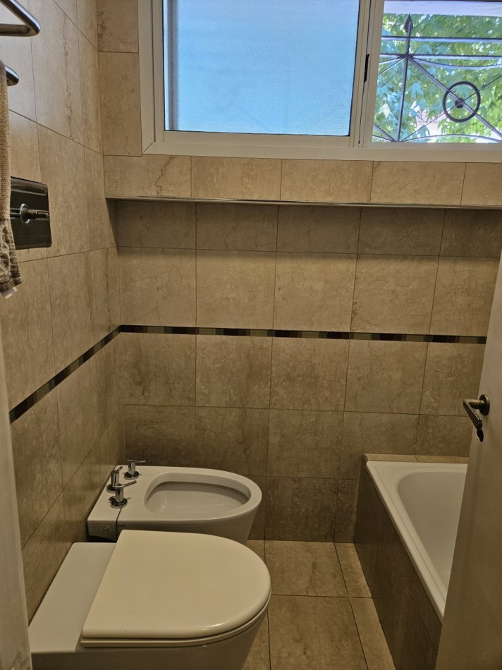 Venta De Chalet 5 Ambientes En Parque Ayerza Castelar Norte