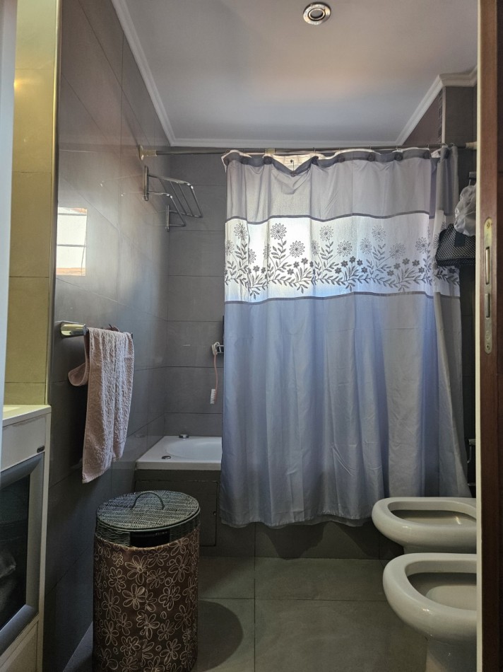 Venta De Chalet 5 Ambientes En Parque Ayerza Castelar Norte