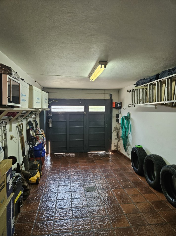 Venta De Chalet 5 Ambientes En Parque Ayerza Castelar Norte