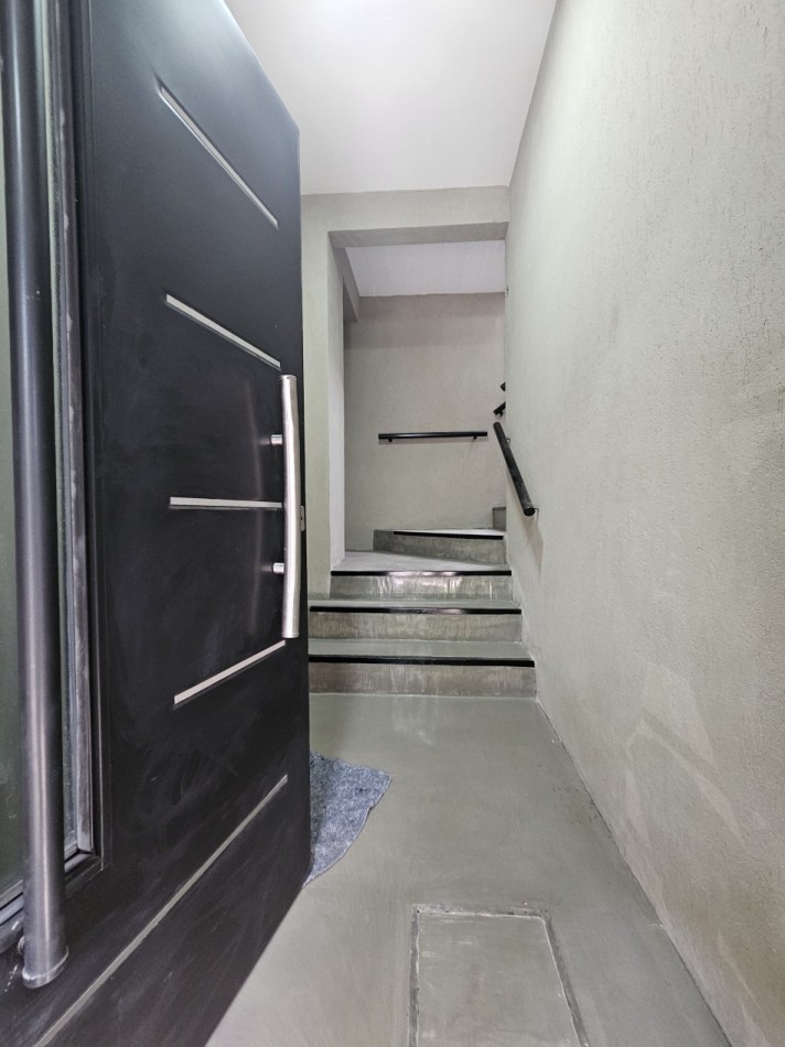 Alquiler Monoambiente Amplio Sin Expensas En Moron SIN EXPENSAS NI SERVICIOS