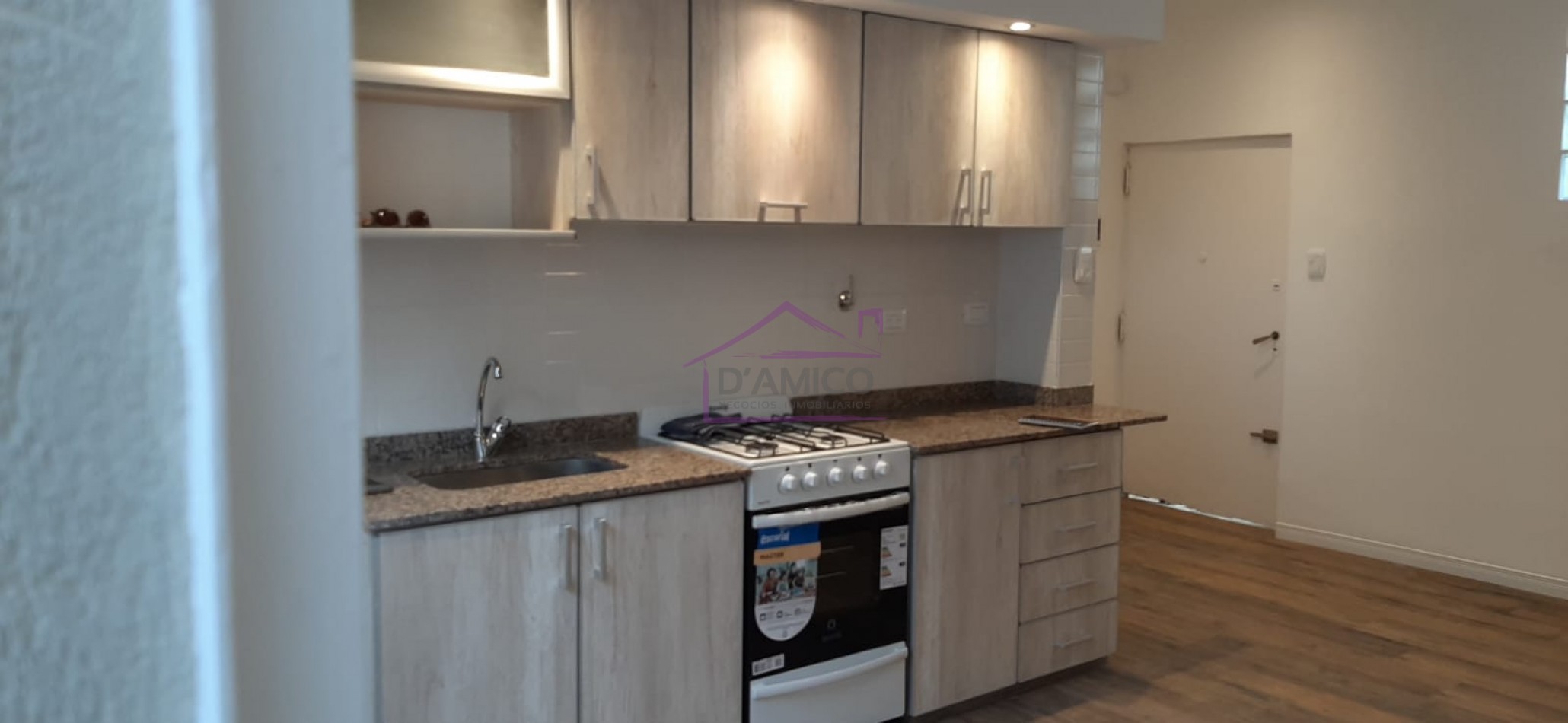 Impecable PH Refaccionado a Nuevo 2 AMBIENTES en Venta Ituzaingo