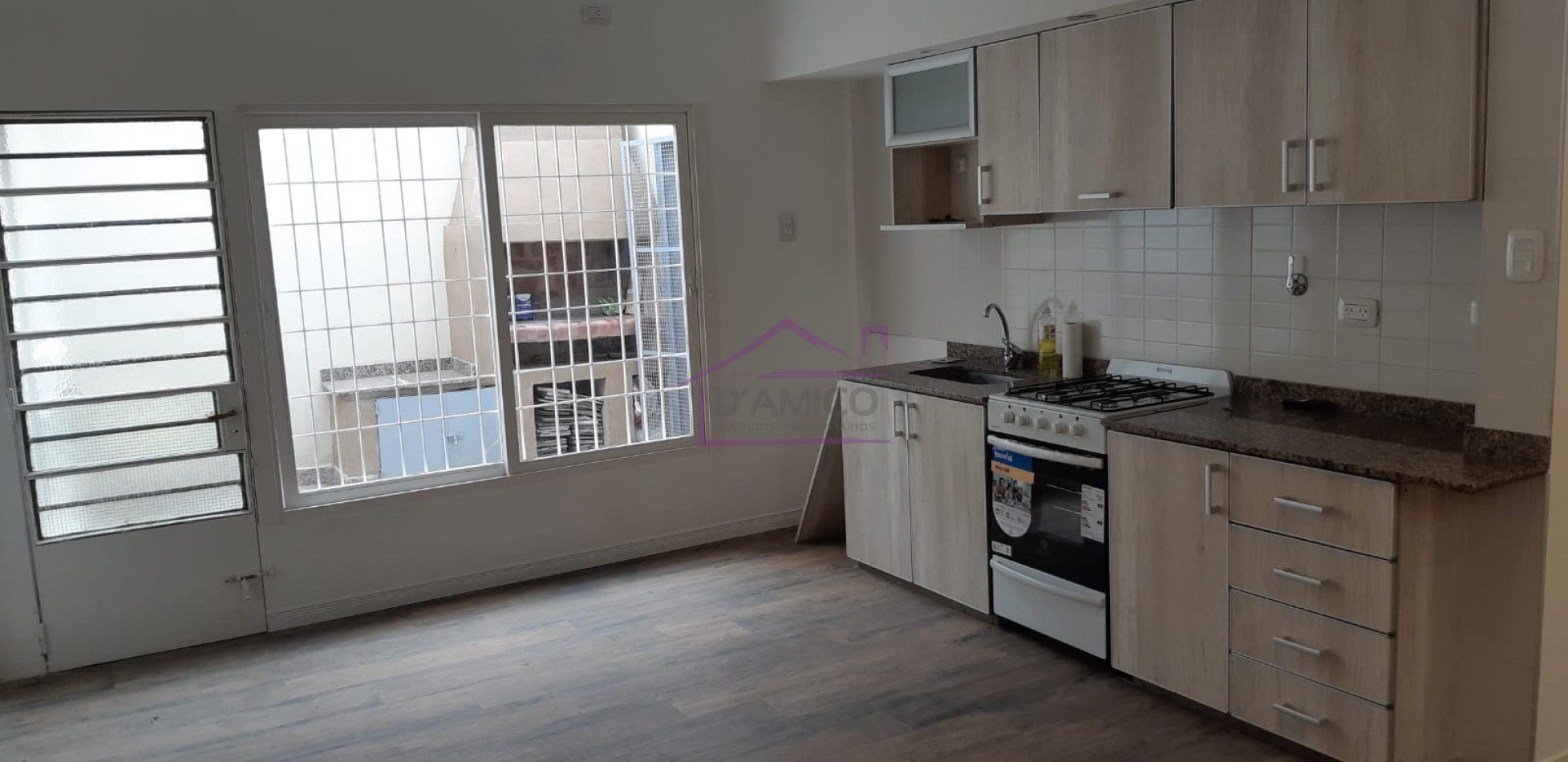 Impecable PH Refaccionado a Nuevo 2 AMBIENTES en Venta Ituzaingo