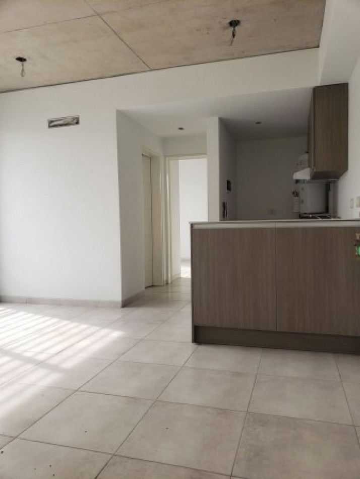 Venta De Departamentos De Categoria 2 Ambientes En Castelar Norte Apto Credito