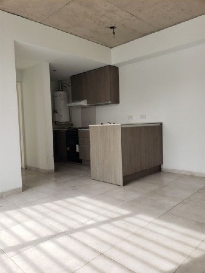 Venta De Departamentos De Categoria 2 Ambientes En Castelar Norte Apto Credito