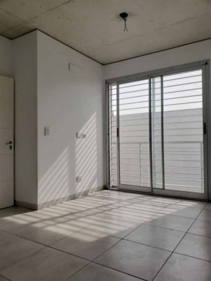 Venta De Departamentos De Categoria 2 Ambientes En Castelar Norte Apto Credito