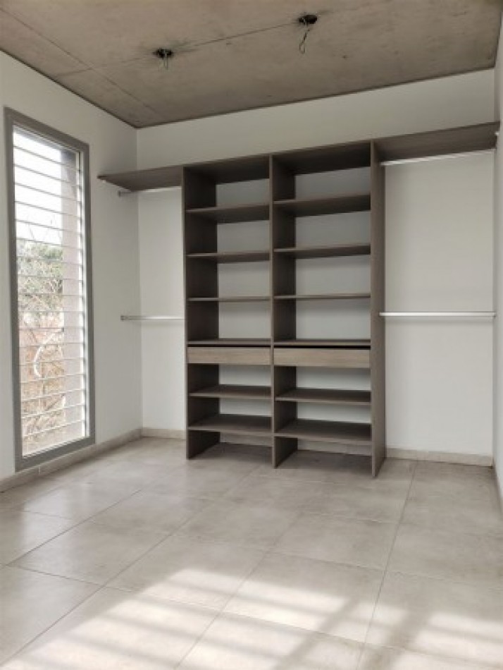 Venta De Departamentos De Categoria 2 Ambientes En Castelar Norte Apto Credito