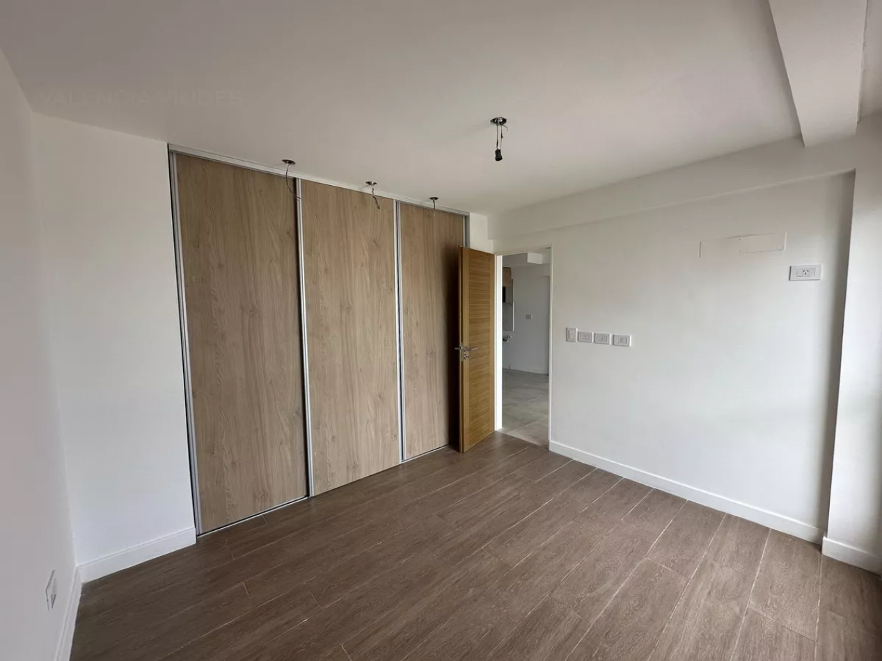 Venta Depto 2 Amb De Categoria Estrenar Boj Pellegrini Moron