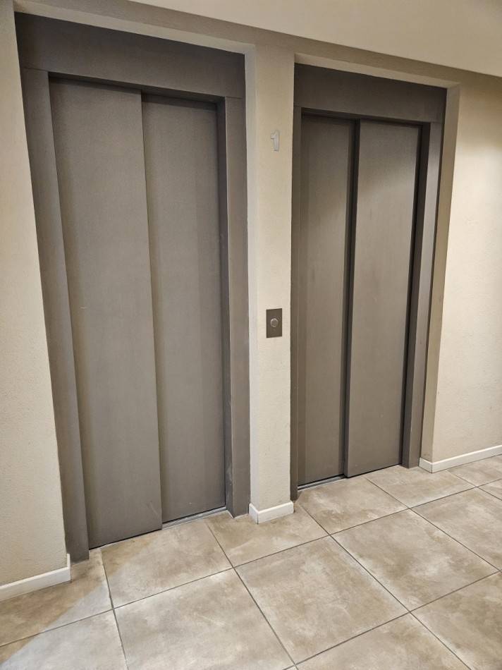 Venta De Departamento 2 Ambientes En Moron Centro