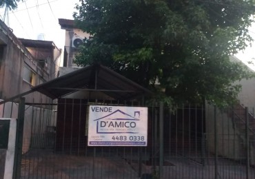 Casa Con Departamento En Venta Castelar Norte 