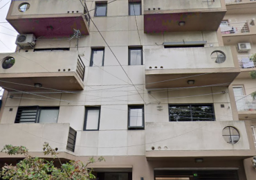 Amplio Monoambiente Divisible C/Balcon En Moron Apto Credito