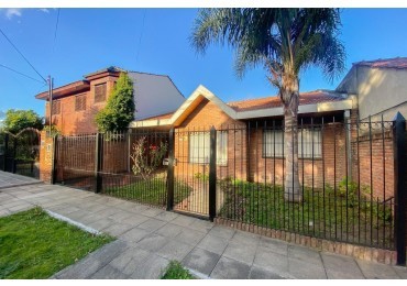 Casa 4 Amb En Castelar Norte APTO CREDITO